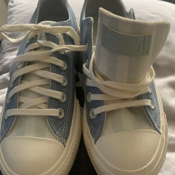 Converse Blue and White Women's Sneakers - Picture 4 of 15
